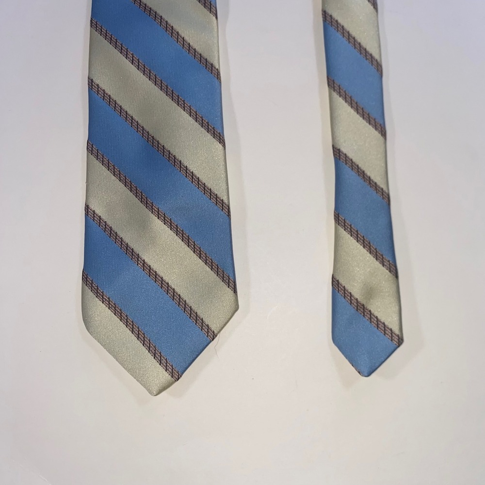 Salvatori Mens Blue and Champagne Gold Diagonal Striped Classic Necktie